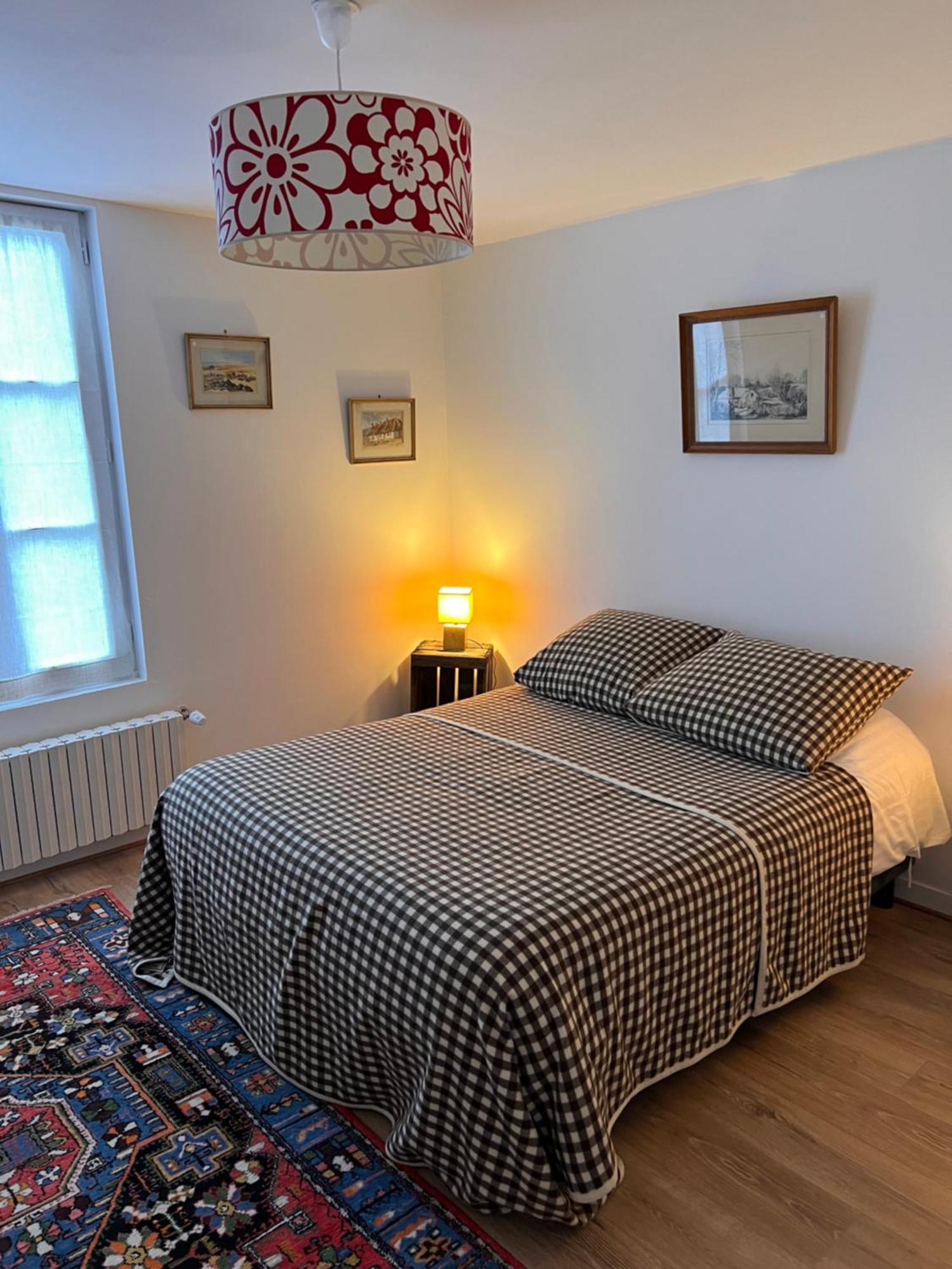 Bed and Breakfast A L'Ecole Buissonniere Онфлёр Экстерьер фото